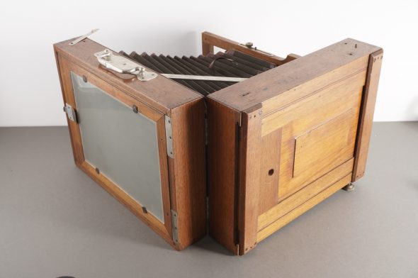 Wooden full plate camera with double extension bed, unmarked, + Rodenstock lens