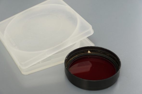 Leica Leitz filter push on for Summarit 5cm, RED, black (in incorrect case)