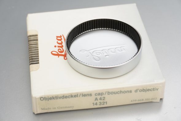 Leica 14321 front lens cap A42. Boxed