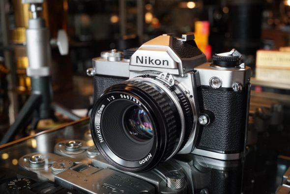 Nikon FM + 1:2 / 50mm Nikkor AI lens