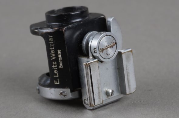 Leica Leitz SOOUT cradle finder for 9cm lenses