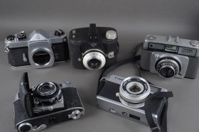 5x vintage cameras: Kodak, Pentax, Agfa, Ilford, Canon