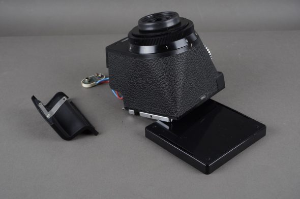 Rollei SL66 metered chimney / loupe finder
