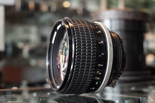 Nikon Nikkor 85mm 1:1.4 AI-s lens