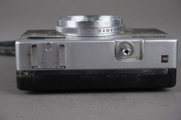 PMC Automatic Rapid half frame camera