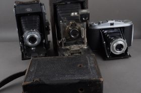 lot of 4x vintage folding cameras, Zeiss Ikon, Agfa, Kodak, Ica