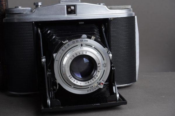 lot of 4x vintage folding cameras, Zeiss Ikon, Agfa, Kodak, Ica