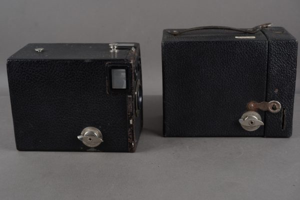 Brownie Target and Hawkeye Mod. C.C. Kodak box cameras