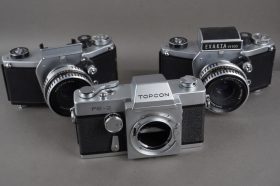 Topcon RE-2 with two Exakta cameras with Tessar lenses