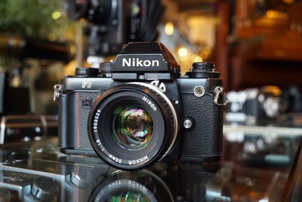 Nikon F3 kit + Nikkor 1:1.8 / 50mm AI lens, Worn