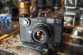 Leica CL + Leitz Wetzlar Summicron-C 1:2 / 40mm