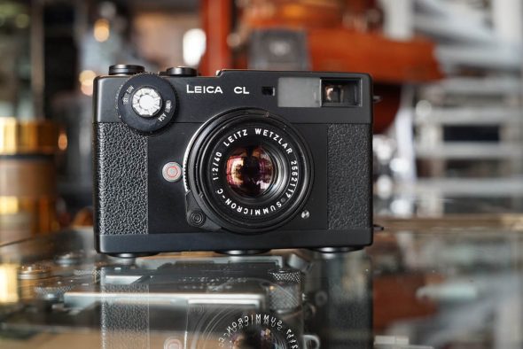 Leica CL + Leitz Wetzlar Summicron-C 1:2 / 40mm