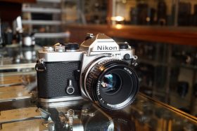Nikon FM kit + Nikon Nikkor 1:2 / 50mm AI