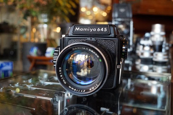Mamiya M645 + Mamiya 1:2.8 / 110mm lens
