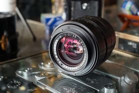 Leica Leitz Summicron-R 35mm f/2 3-cam with hood