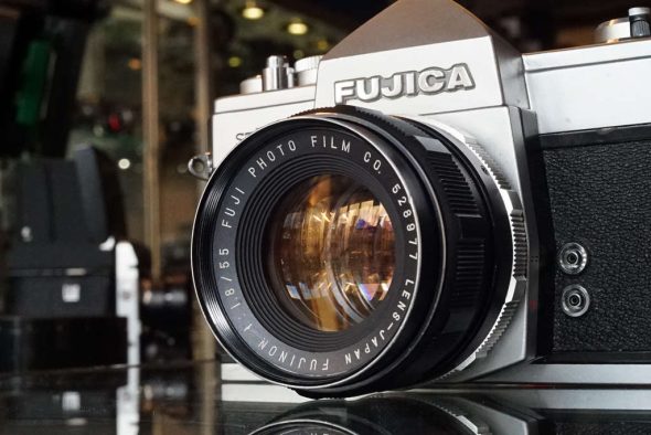 Fujica ST701 + Fujinon 1.8 / 55mm lens