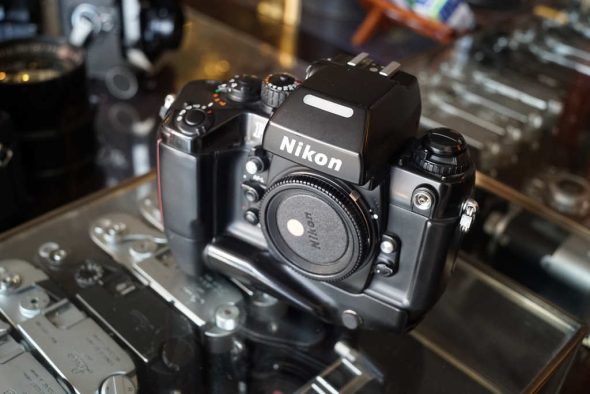 Nikon F4s body, remarks