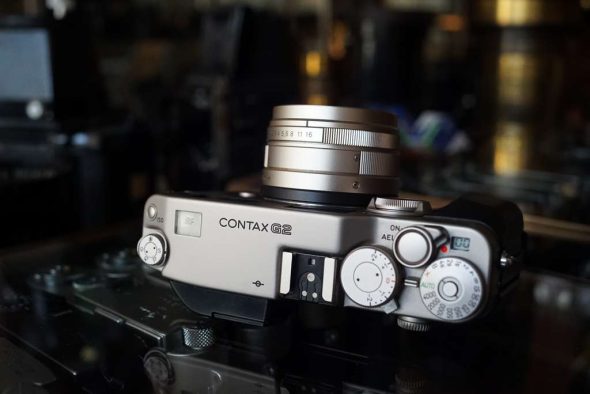 Contax G2 kit with Carl Zeiss Planar 2/45 T* lens