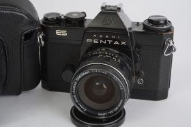 Asahi Pentax ES + S-M-C Takumar 28mm 1:3.5 (M42 mount)