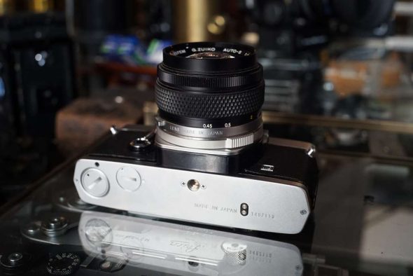 Olympus OM-1 kit + fast Zuiko 1:1.4 / 50mm lens
