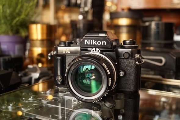 Nikon FA + Nikkor 2.8 / 28mm AI