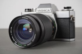 Yashica FR II camera with Yashica Zoom 28-80mm 1:3.9-4.9 lens
