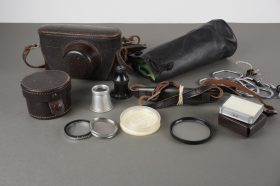 Leica leather camera case with 3/8″ screw + extras