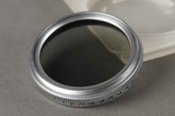 Leica Leitz polarizing filter for 50mm Summicron lens, E39, 39mm screw-in