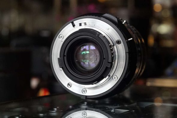 Nikon Micro-Nikkor 60mm 1:2.8 D lens Auto focus
