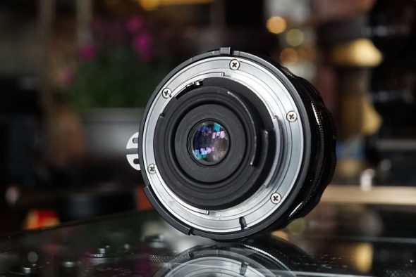 Nikon Nikkor HC 1:3.5 / 28mm lens, AI
