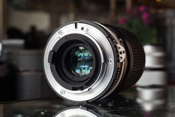 Nikon Zoom Nikkor 35-105mm 1:3.5-4.5 AIS, Boxed