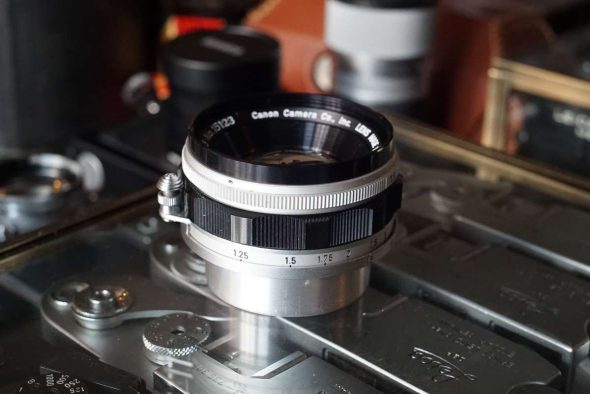 Canon lens 35mm 1:1.5 in Leica screw mount