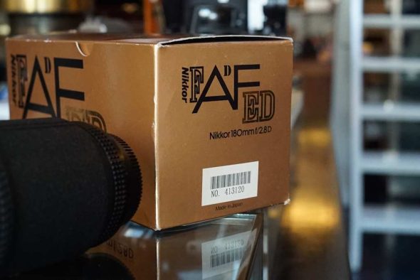 Nikon ED AF Nikkor 180mm 1:2.8 D, Boxed
