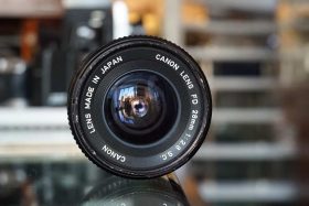 Canon FD lens 2.8 / 28mm S.C.