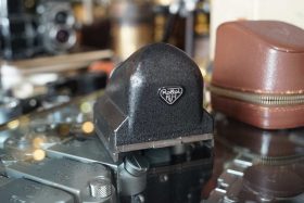 Rolleiflex Prism finder in leather case