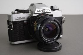 Minolta XG-M camera with 3.5/28 MD W.Rokkor lens