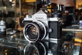 Nikon F Plain prism + Nikon Nikkor-S Auto 35mm 1:2.8 non-Ai