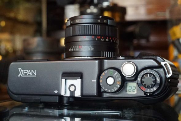 Hasselblad Xpan with 45mm 1:4 and original hood