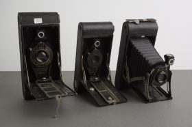 3x vintage folding camera, as per pictures
