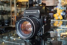 Mamiya 645 1000s with AE-prism + Mamiya-Sekor C 80mm 1:1.9