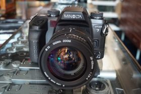 Minolta Dynax 7 + Sigma zoom 28-105mm 1:2.8-4 Aspherical