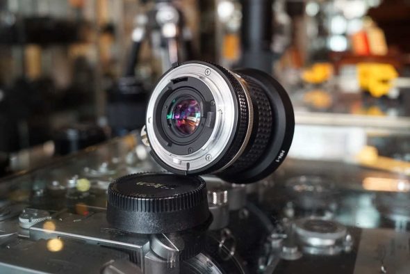Nikkor 24mm F/2.8 AI-S with HN-1 lenshood