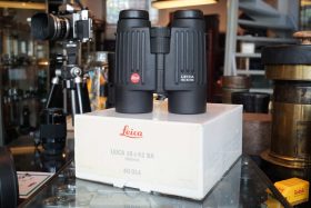 Leica 40014 10×42 BA Trinovid binoculars