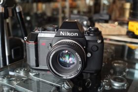 Nikon F-301 + Nikon 50mm 1:1.8 AI