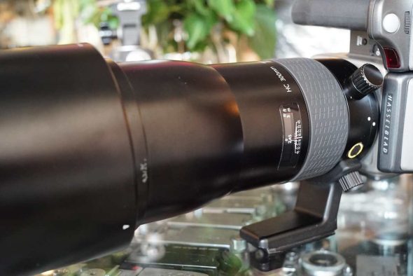 Hasselblad HC 300mm F/4.5 lens with hood, 5300 clicks