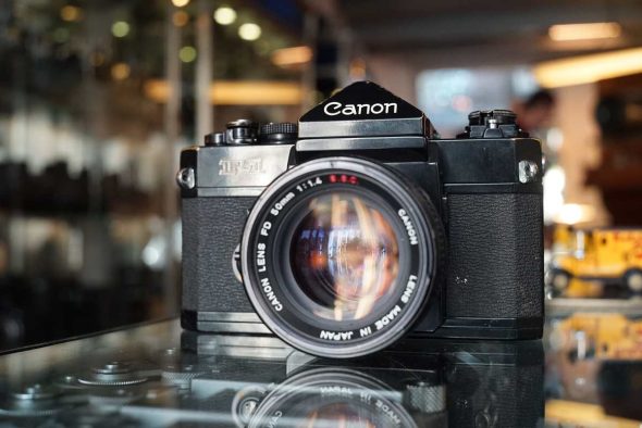Canon F-1 + Canon FD 50mm 1:1.4 S.S.C.