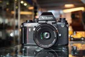 Nikon F3 + Nikon Nikkor 50mm 1:2 AI