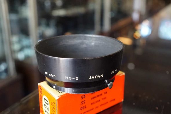 Nikon HS-2 Metal Clip-on lenshood