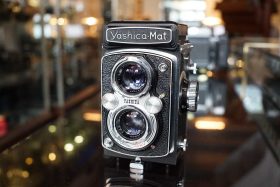 Yashica-Mat + 80mm 1:3.5 Yashinon