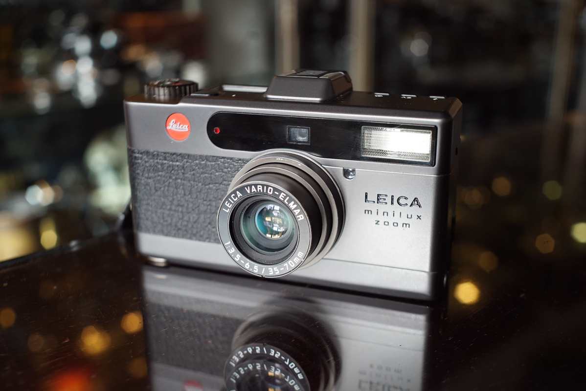 Leica Minilux zoom, black titan